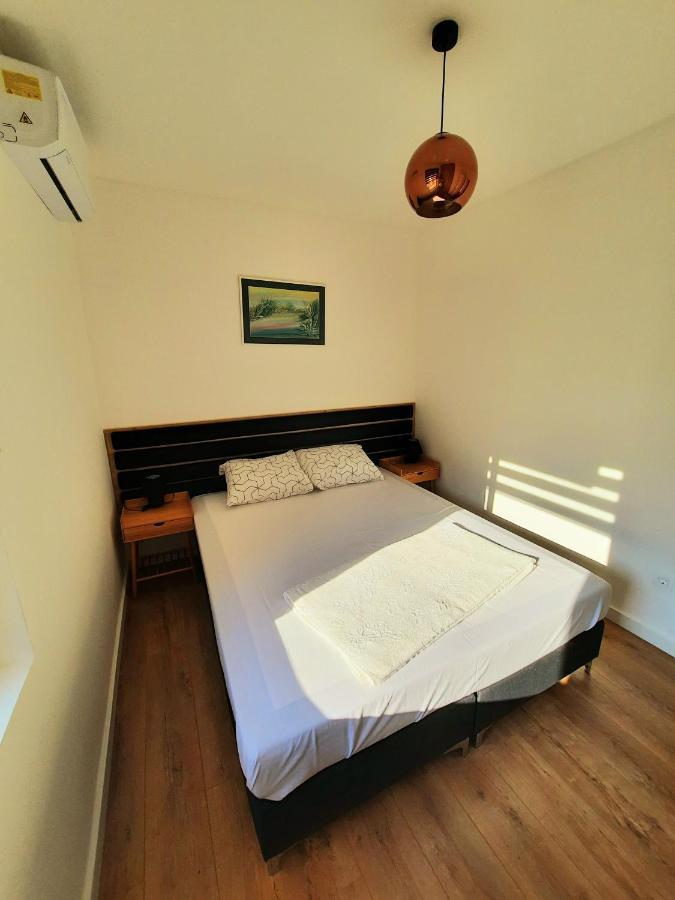 Montenegro Sea Pearl Apartments Petrovac Exterior photo
