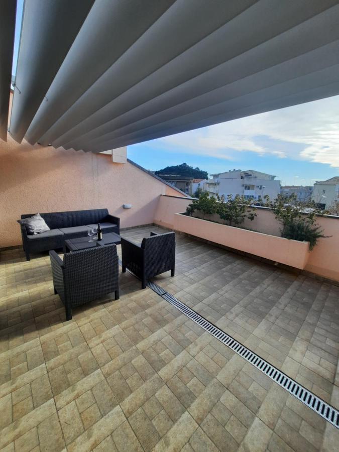 Montenegro Sea Pearl Apartments Petrovac Exterior photo