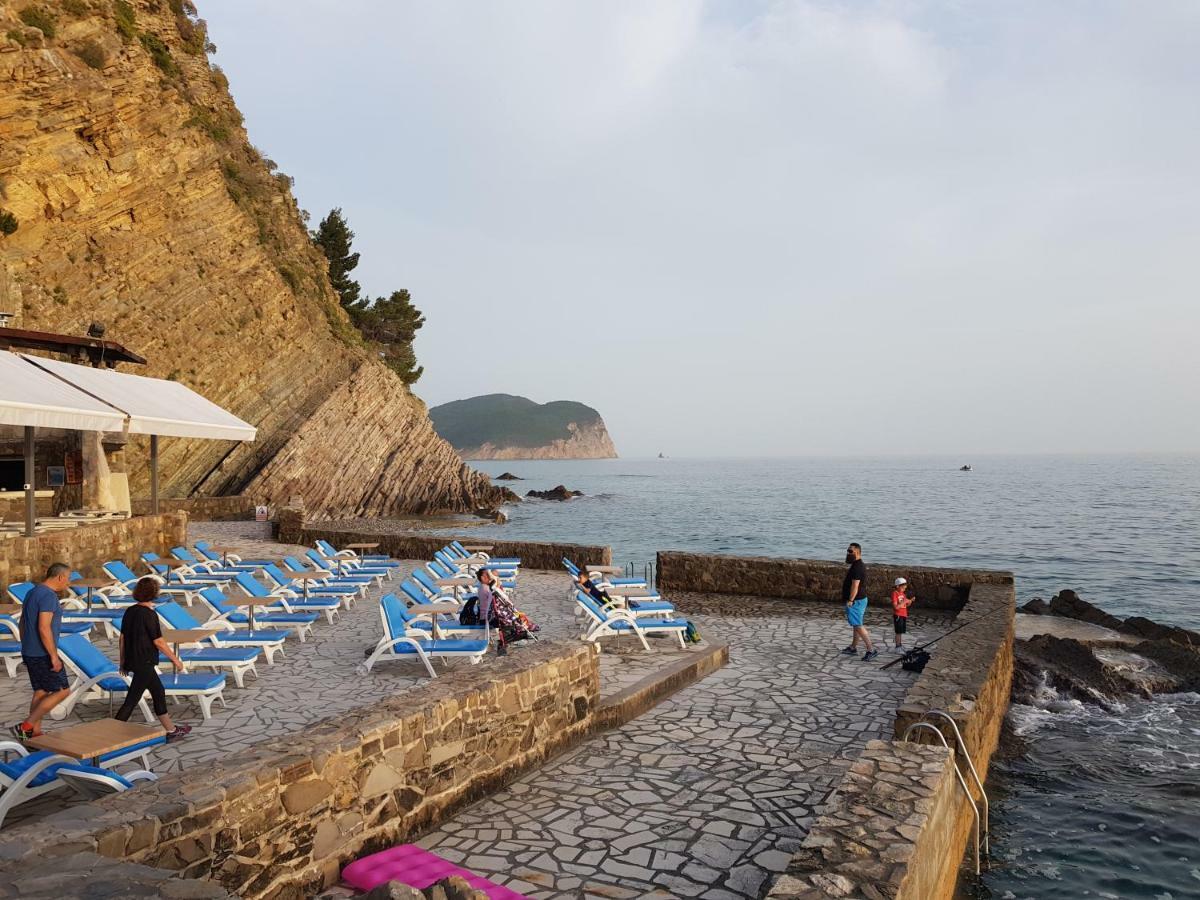 Montenegro Sea Pearl Apartments Petrovac Exterior photo