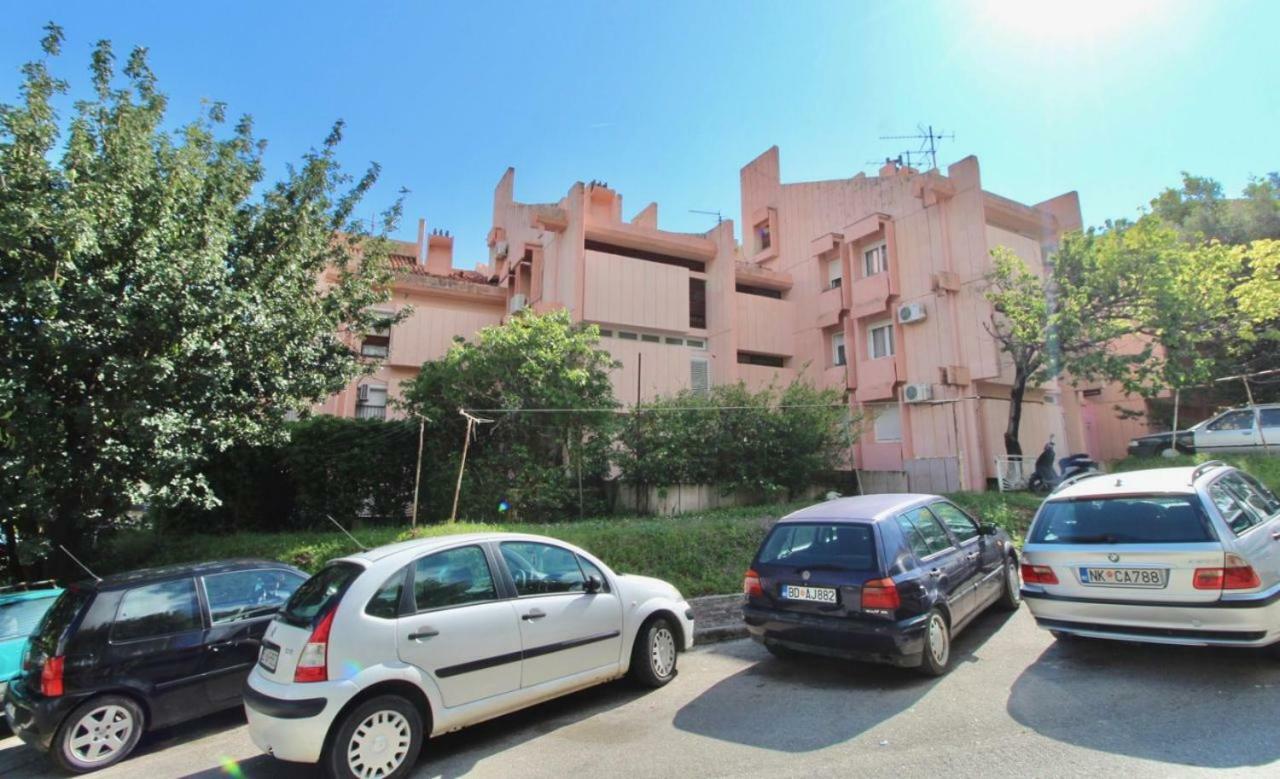 Montenegro Sea Pearl Apartments Petrovac Exterior photo
